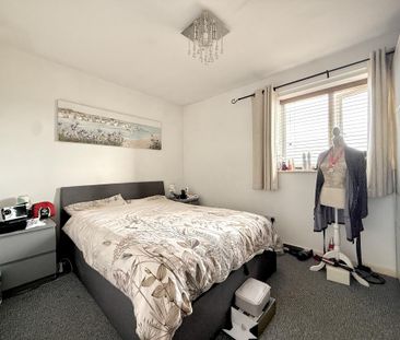 2 bedroom semi-detached house to rent - Photo 4