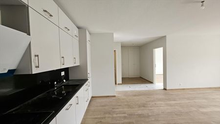 2.5 Zimmer, 70 m², 1. Stock - Foto 2