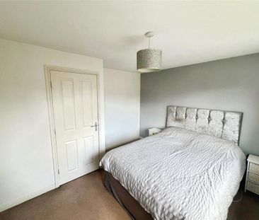 2 bedroom end of terrace house to rent - Photo 2