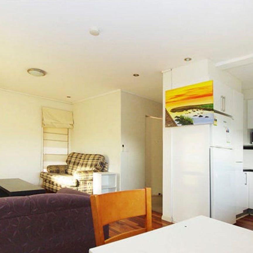 2 Bed Unit in Prime Woolloongabba Location - Photo 1