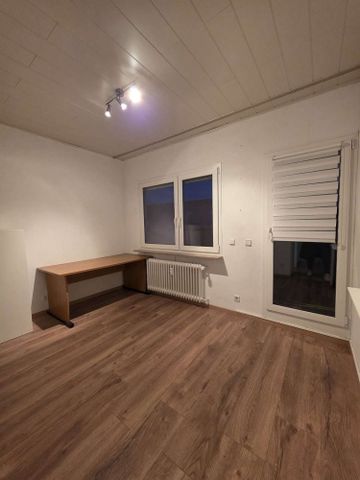 Großzügige 4 Zimmer-Penthouse Wohnung in Pforzheim zu vermieten! - Photo 2