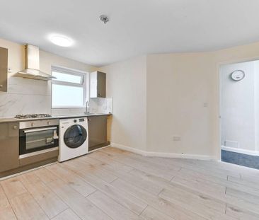 Studio to rent - Photo 6