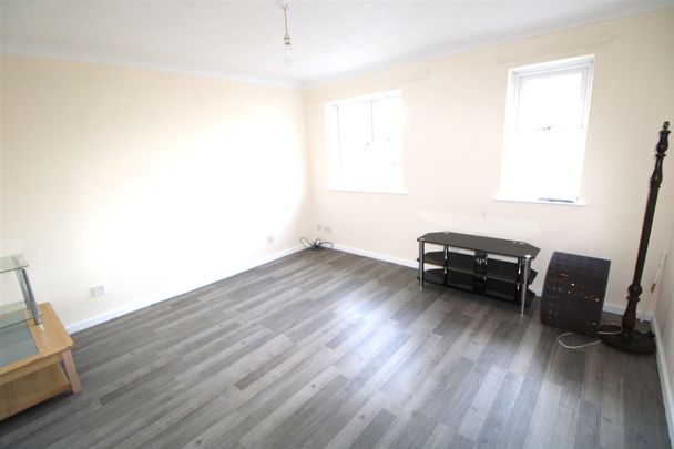 Clearwater, Colchester - Photo 1