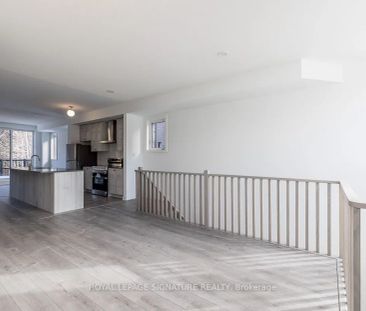 Condo Townhouse For Lease | S9052425 - Photo 2