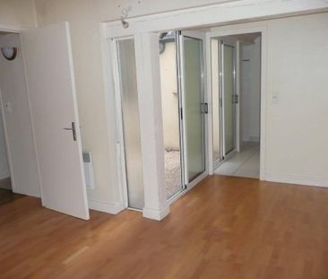 Location appartement t3 65 m² à Villefranche-de-Rouergue (12200) - Photo 2