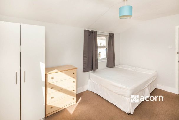 Pennethorne Road, London, SE15 - Photo 1