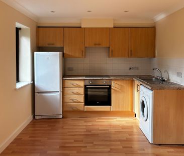 High Street, Trumpington - Photo 5