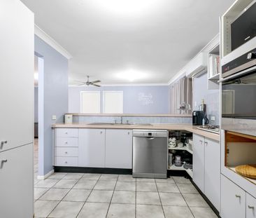 COMFORT & QUIET IN KINGSWOOD! - Photo 6