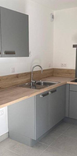 Location appartement récent 1 pièce 27.55 m² à Montpellier (34000) - Photo 1