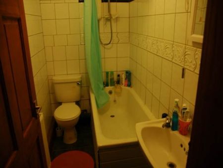 6 Bed - Spenceley Street, , - Photo 3