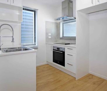 Special Offer - One Week Free Rent! - Photo 3