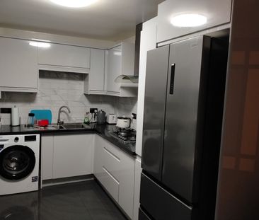 Room in a Shared House, Windmill Lane, NG3 - Photo 2