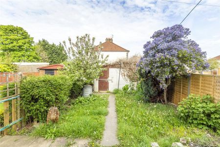 4 bedroom terraced house to rent - Photo 4