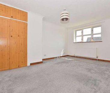 Garden Fields, Stebbing, Dunmow, CM6 - Photo 1