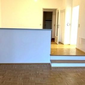 Schöne 2 Zimmer Erdgeschoss Wohnung mit Terrasse - Photo 1