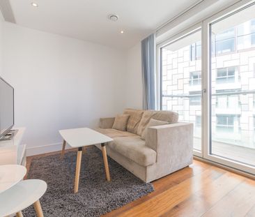 Studio Flat, Duckman Tower, E14 - Photo 6