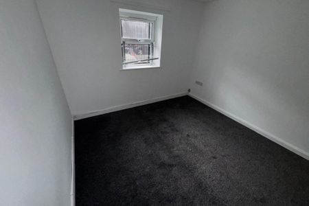 Park Street - Photo 4