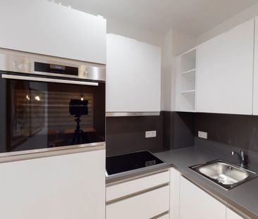 Furnished: 2-Room-Apartment with balcony - Photo 1