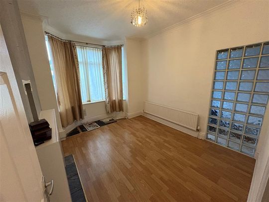 Laurel Terrace - Photo 1