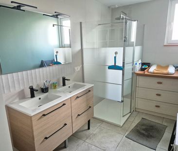 A LOUER Maison 50880 La Meauffe 4 pièce(s) 103 m2 - Photo 3