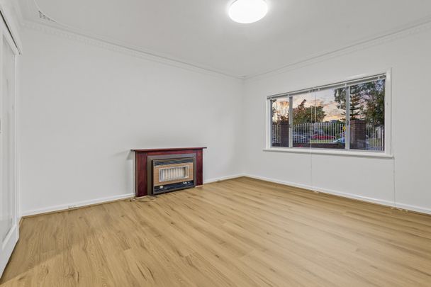 Light-Filled 4-Bedroom Home with Pool in Prime Lathlain - Photo 1
