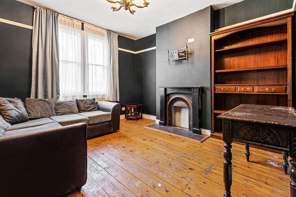 3 bedroom semi-detached house to rent - Photo 1