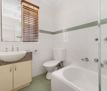5/5 Joyce Street, Elwood VIC 3184 - Apartment For Rent | Domain - Photo 4