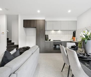 Brand New Townhouse - Photo 4