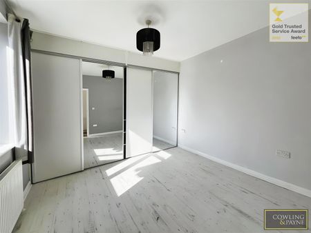 Runwell Road, Wickford, Essex - Photo 3