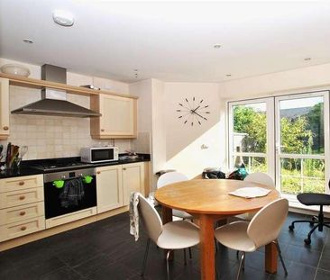 Iliffe Close, Reading, RG1 - Photo 3