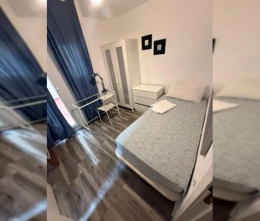 Comfortable room for rent in 5-bedroom apartment in Algiros - Foto 1