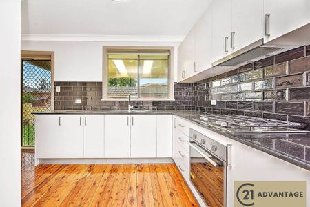 Modern 3-Bedroom Home in a Prime Wentworthville Location - Photo 2
