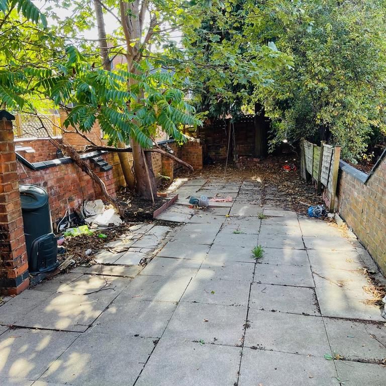 2 bedroom house to rent - Photo 1