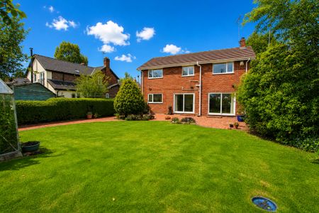 4 Bedroom Detached House, Chester - Photo 3