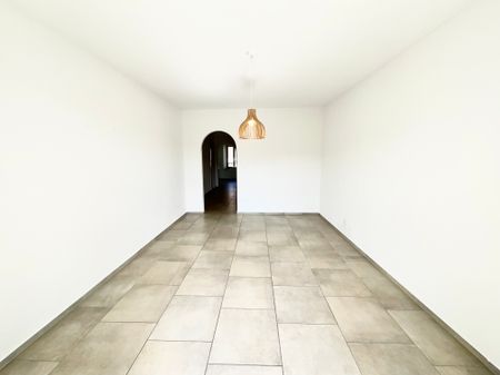 Appartement de 3 pièces au 3ᵉ et dernier étage – balcon plein sud et grand extérieur commun - Photo 5