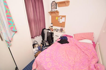 5 bedroom detached house to rent - Photo 4