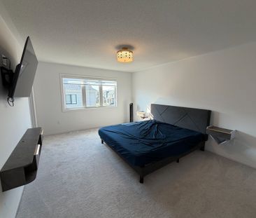 For Lease - 87 Milady Crescent, Barrie, Ontario - Photo 2