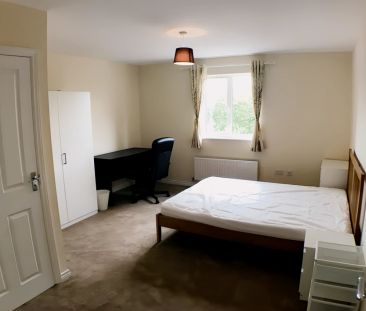 Entire Place·4B3B···37 Signals Drive - Photo 5