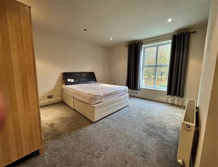 2 Bedroom Terraced To Let - Photo 2