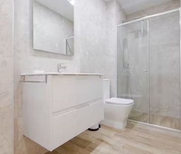 Calle de Antonio Prieto, Madrid, Community of Madrid 28026 - Photo 6