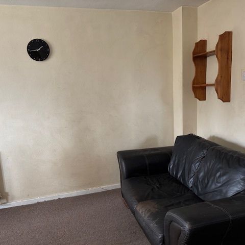 1 Bed Flat, Chichester Road, CR0 - Photo 1