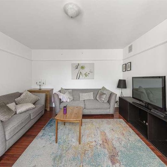 Clive Road, London, SE21 - Photo 1
