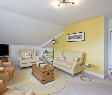 2 bedroom penthouse to rent - Photo 3