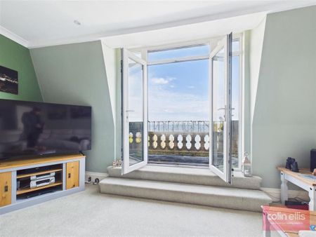 3 bedroom penthouse to rent - Photo 2