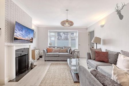 3 bedroom terraced house to rent - Photo 3