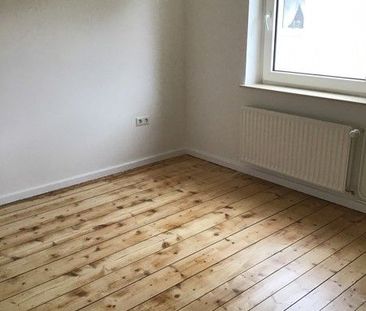 Niedliche 2 Zimmer Wohnung sucht Mieter/ in, sofort anmietbar! - Photo 1