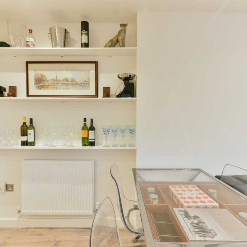 Novellus Court, Epsom - Photo 1