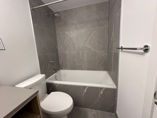 For Lease - 1037 The Queensway N/A Unit# 318, Toronto, Ontario - Photo 1