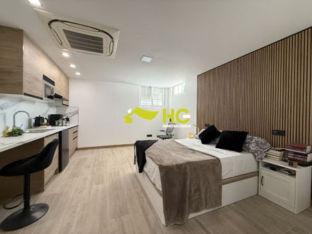 Alquiler Estudio en Urbanización - El Bosque, Villaviciosa De Odón - Photo 2