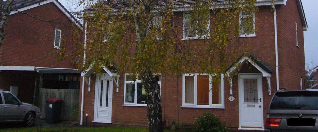 2 bedroom semi-detached house to rent - Photo 1